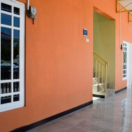 Hotel Reddoorz Near Sam Poo Kong 2 à Semarang Extérieur photo